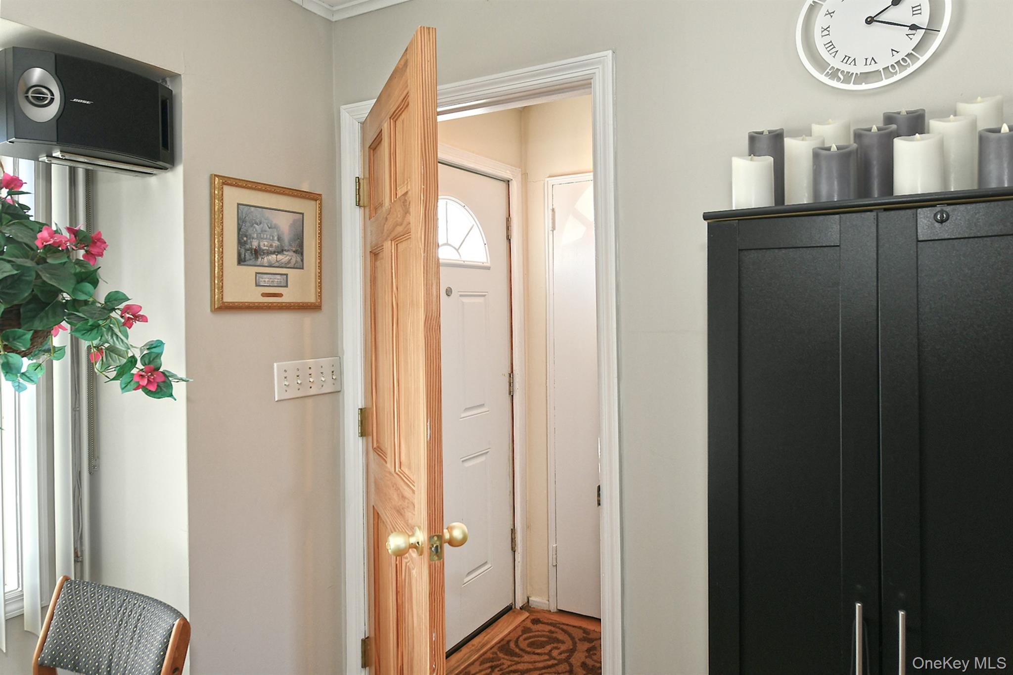 115 Old Farmingdale Road Property Photo 7