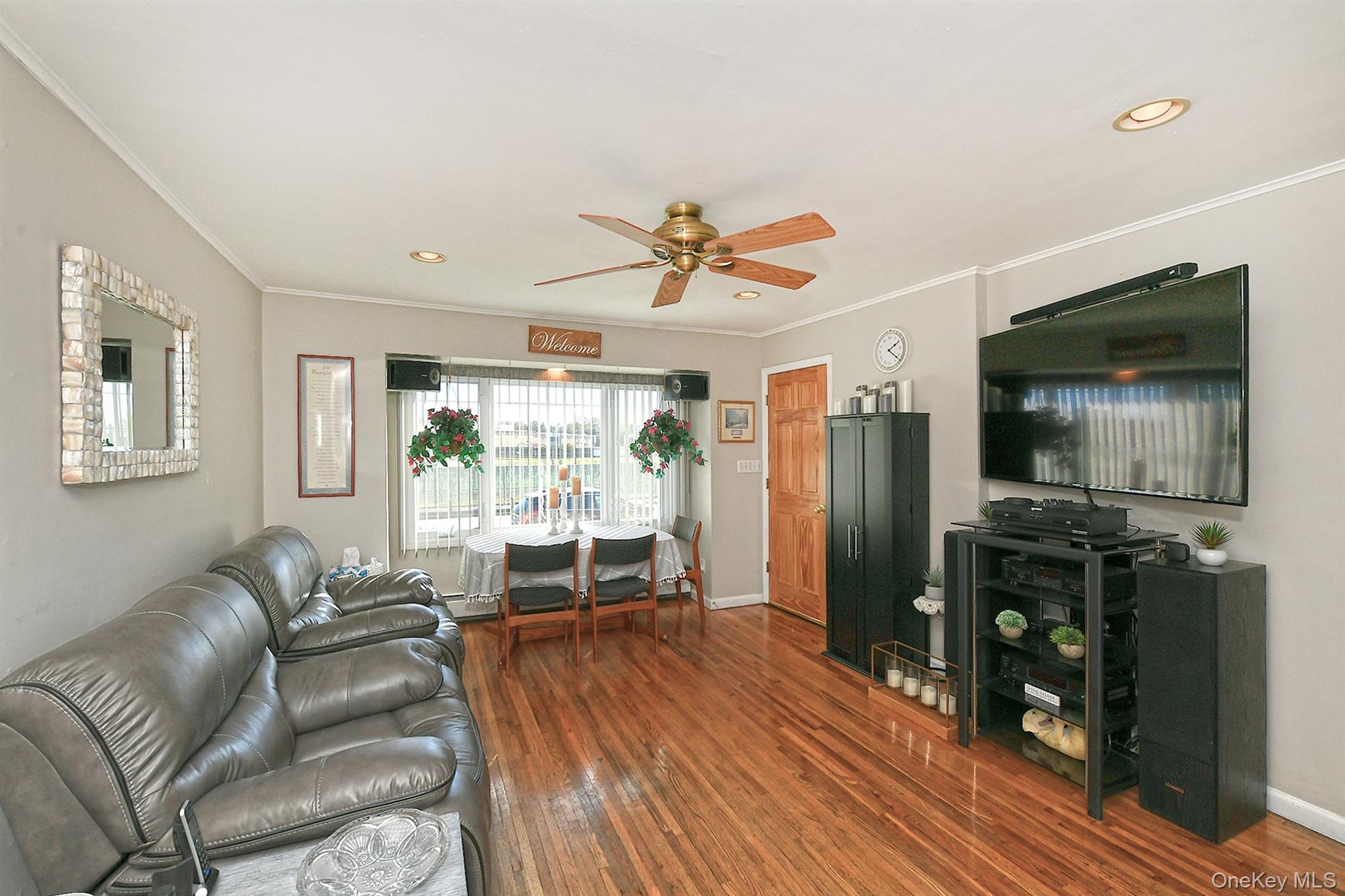 115 Old Farmingdale Road Property Photo 8