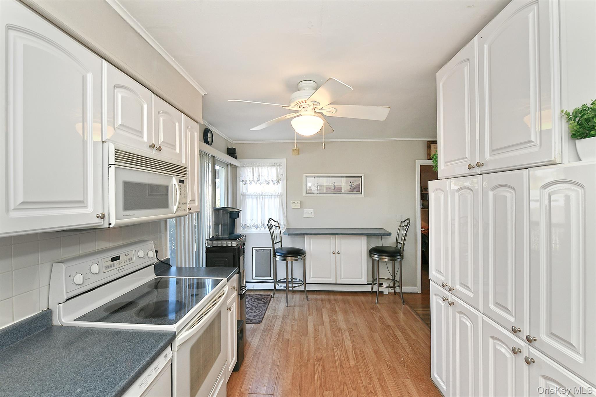 115 Old Farmingdale Road Property Photo 13