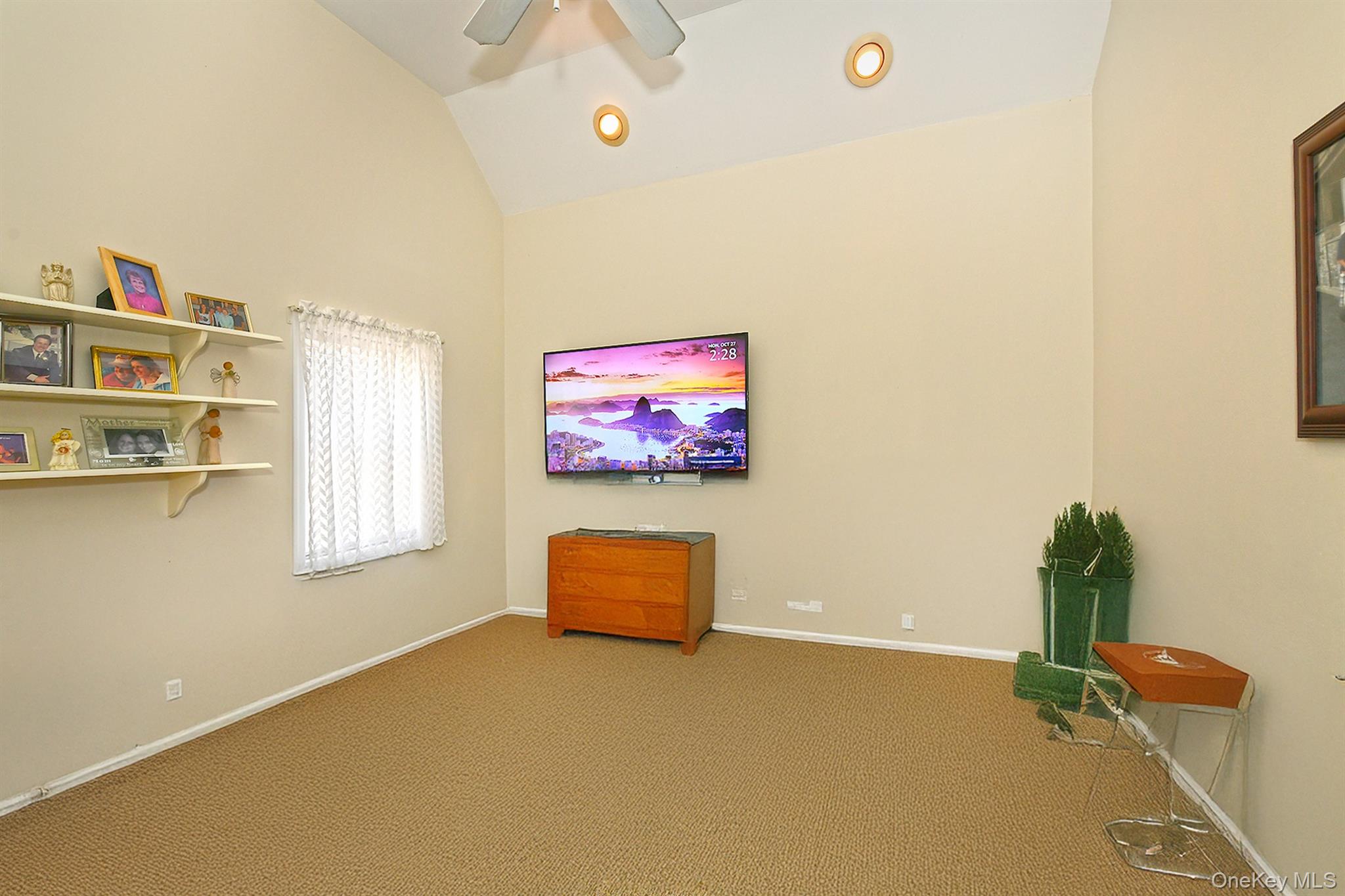 115 Old Farmingdale Road Property Photo 14