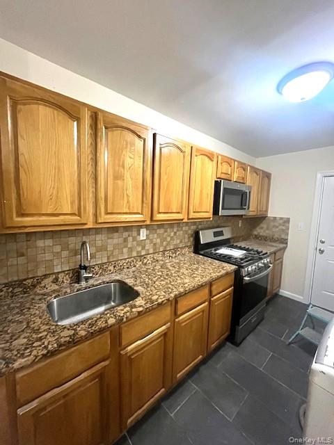 2696 Marion Property Photo 6