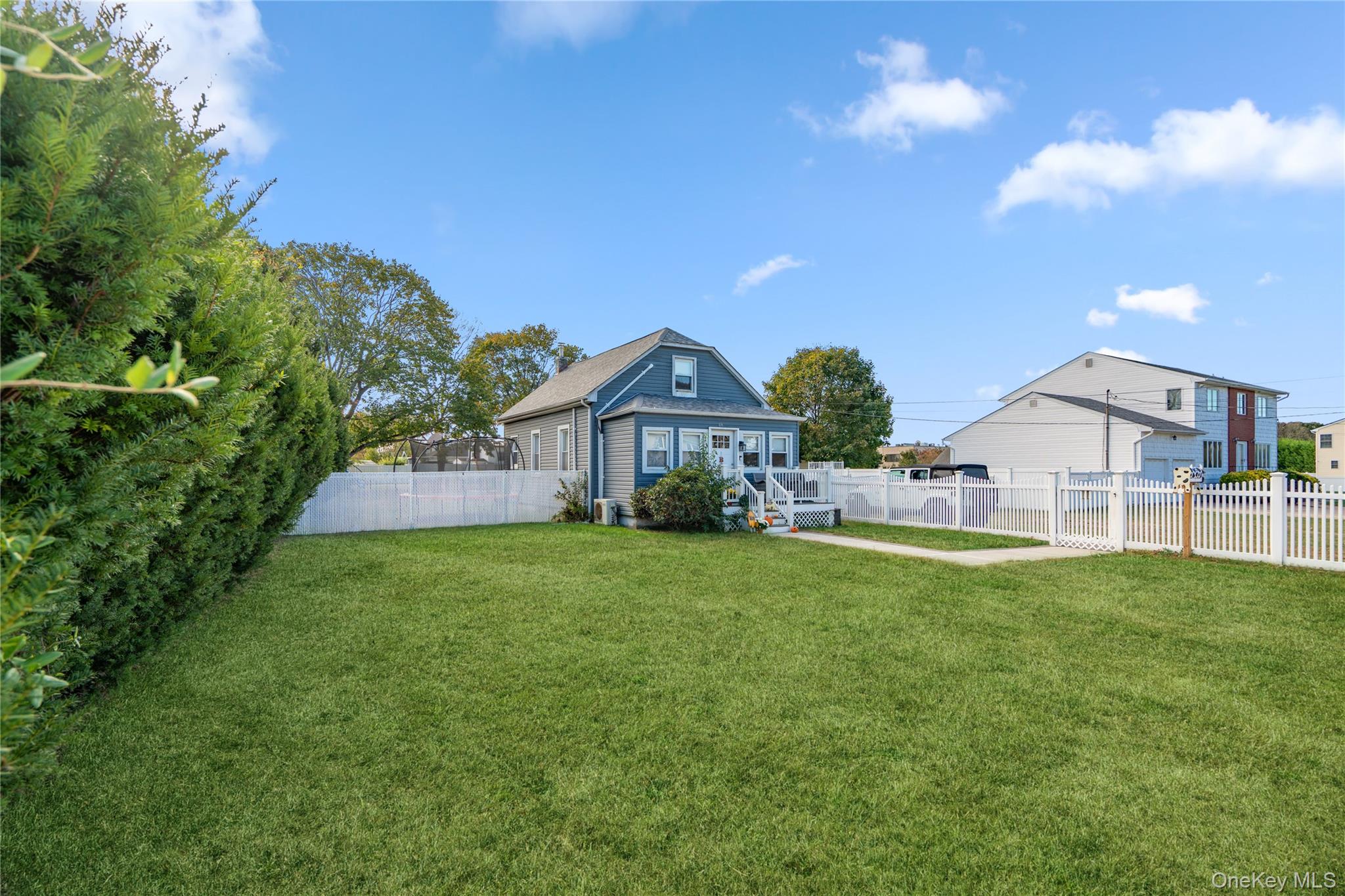 48 Farmers Avenue Property Photo 1