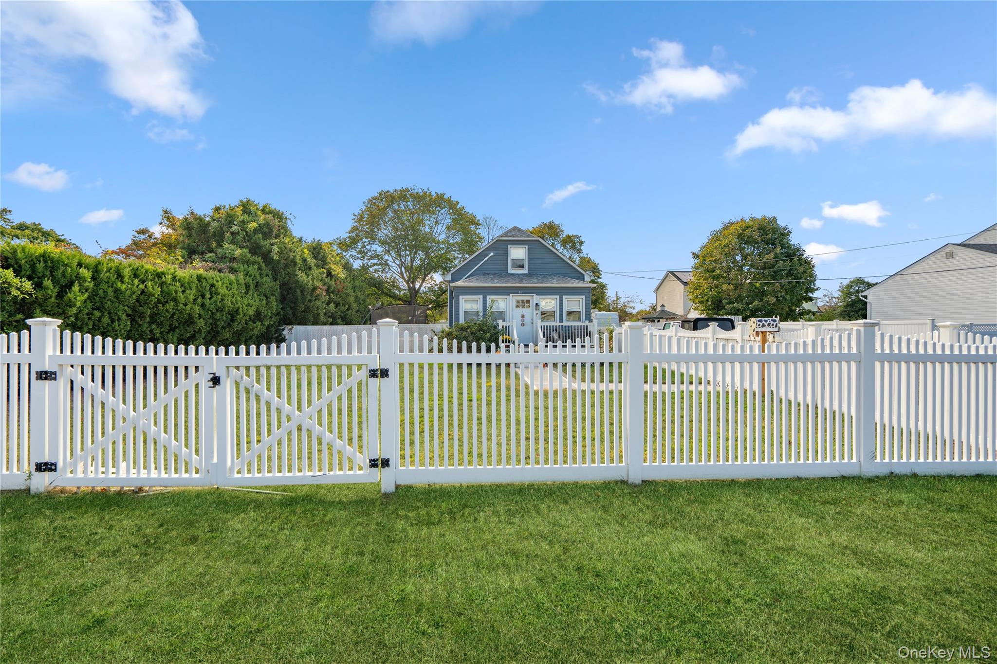 48 Farmers Avenue Property Photo 2