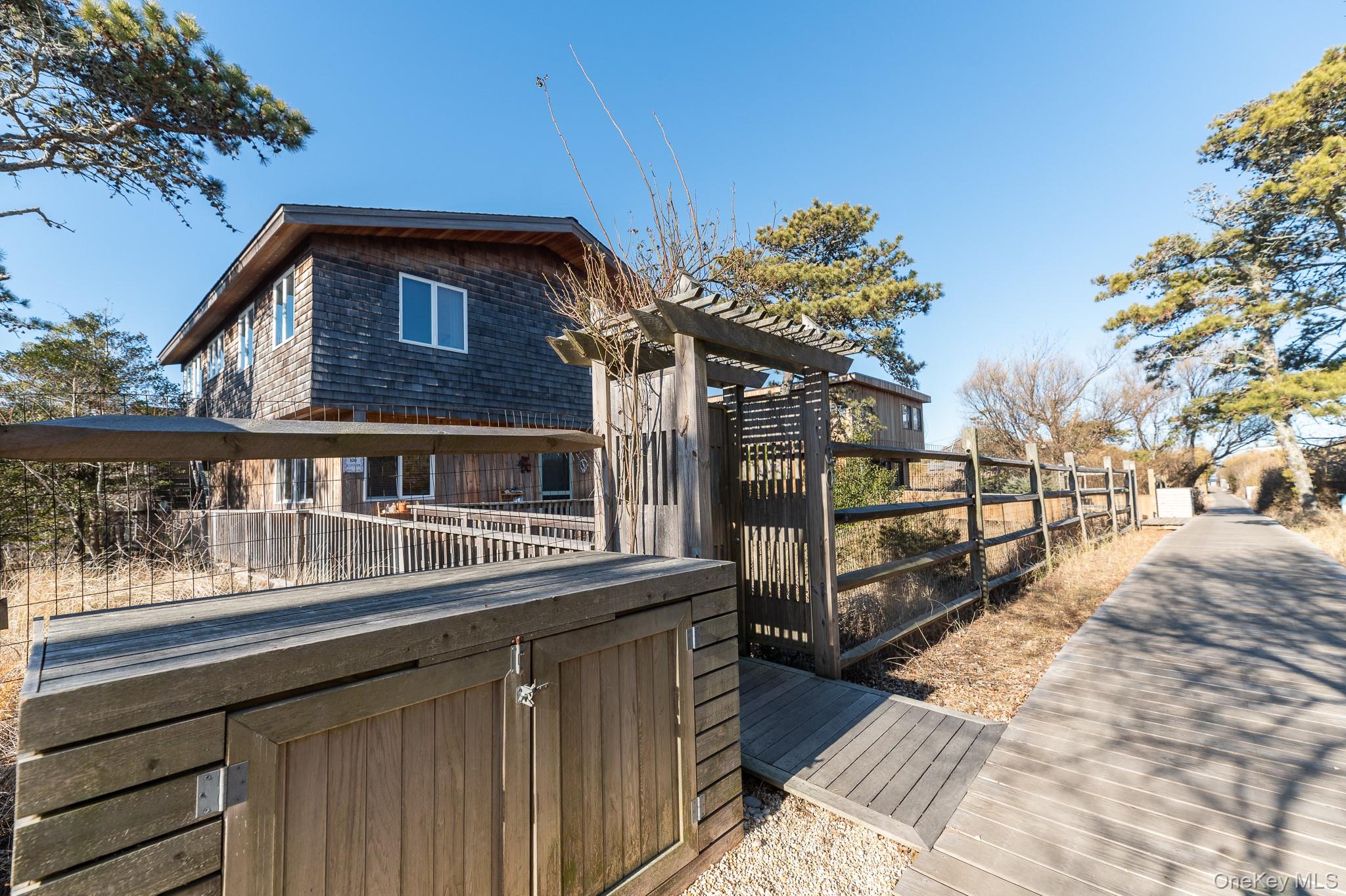 100 Clipper Roadway Property Photo 37
