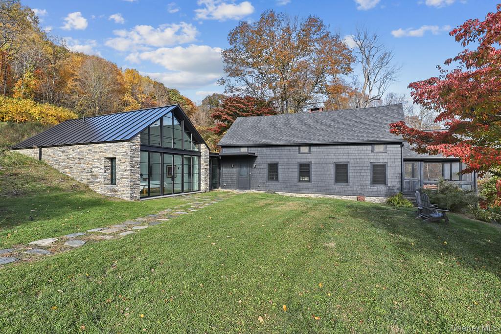 56 Northrup Road Property Photo 9