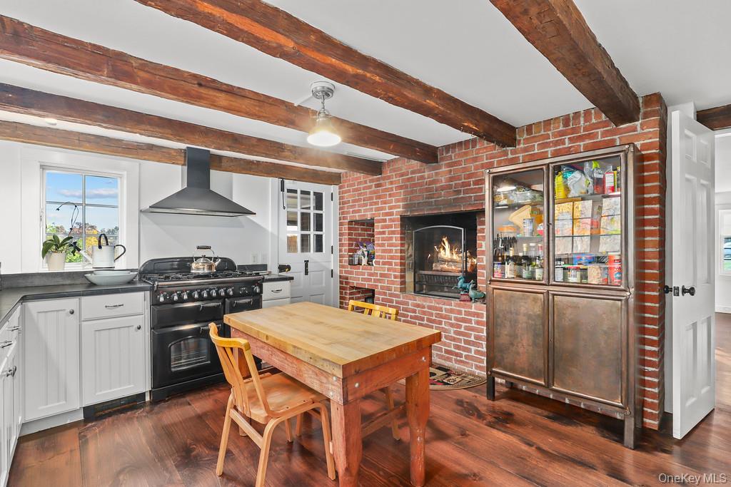 56 Northrup Road Property Photo 17