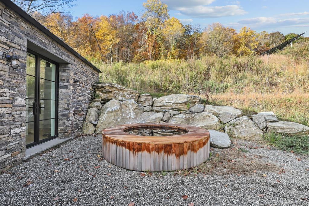 56 Northrup Road Property Photo 22