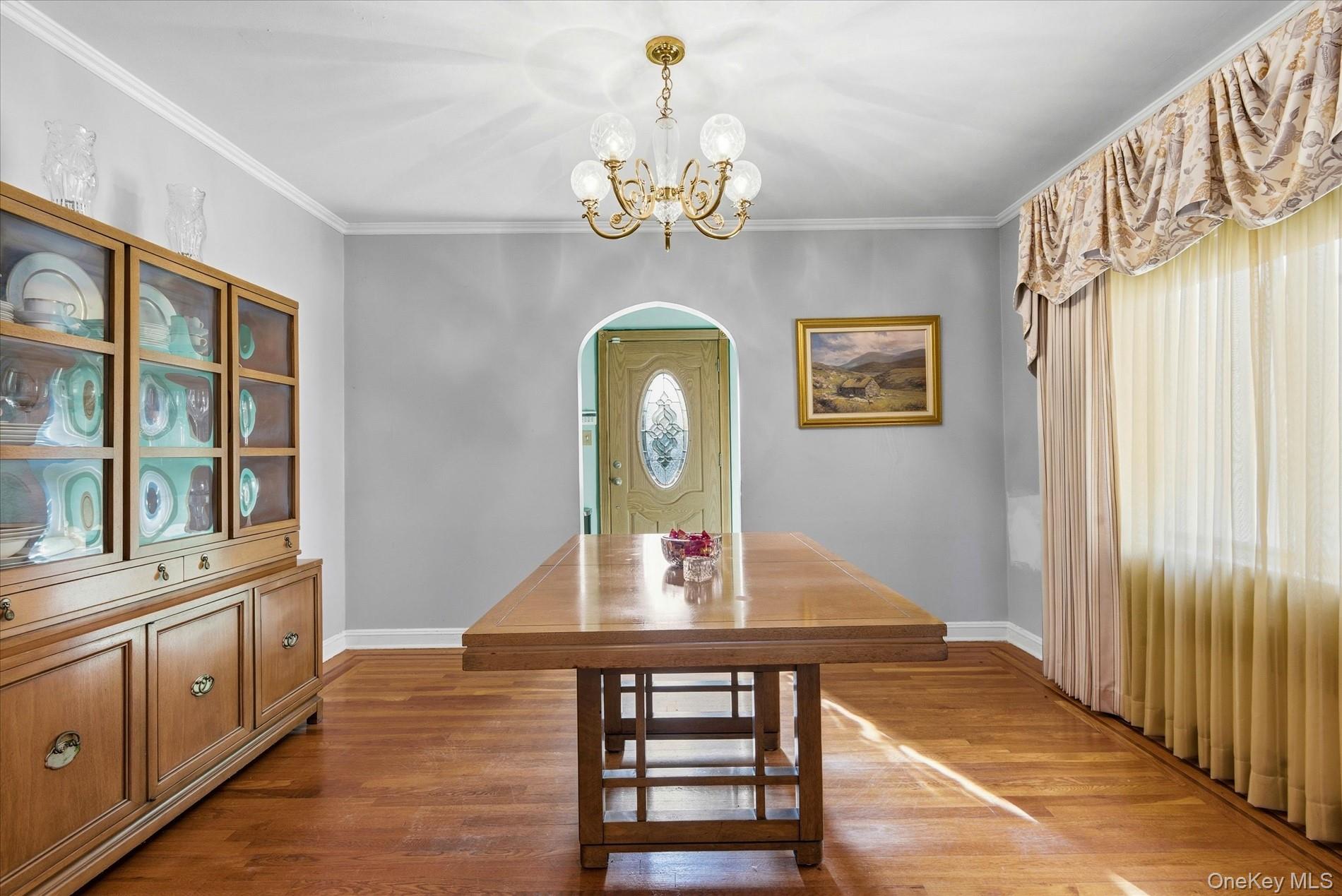 164-37 Grand Central Parkway Property Photo 8