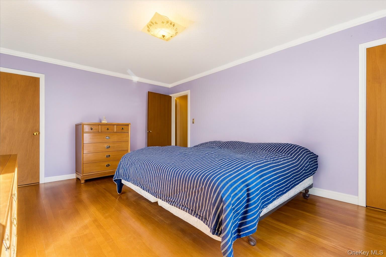 164-37 Grand Central Parkway Property Photo 13