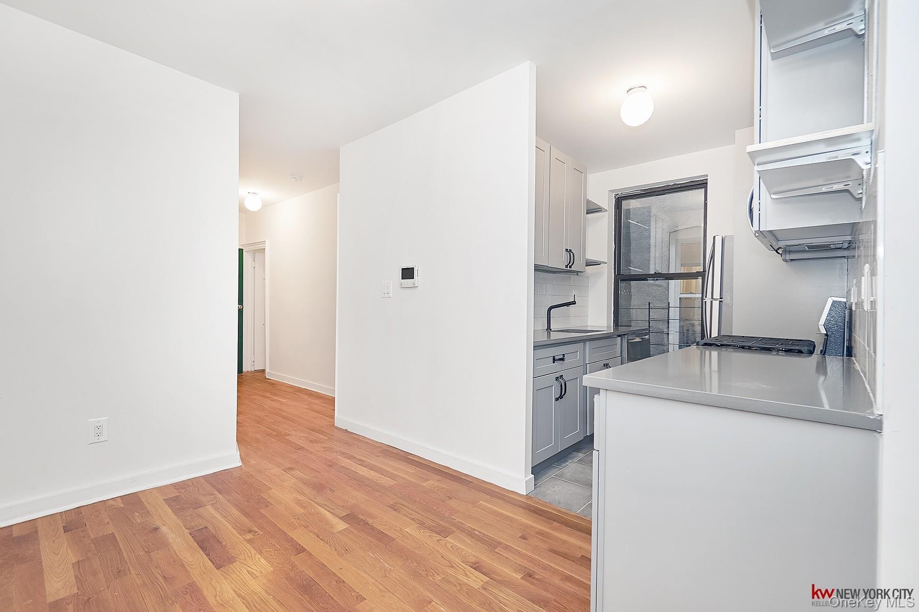 1037 College Avenue Property Photo 20