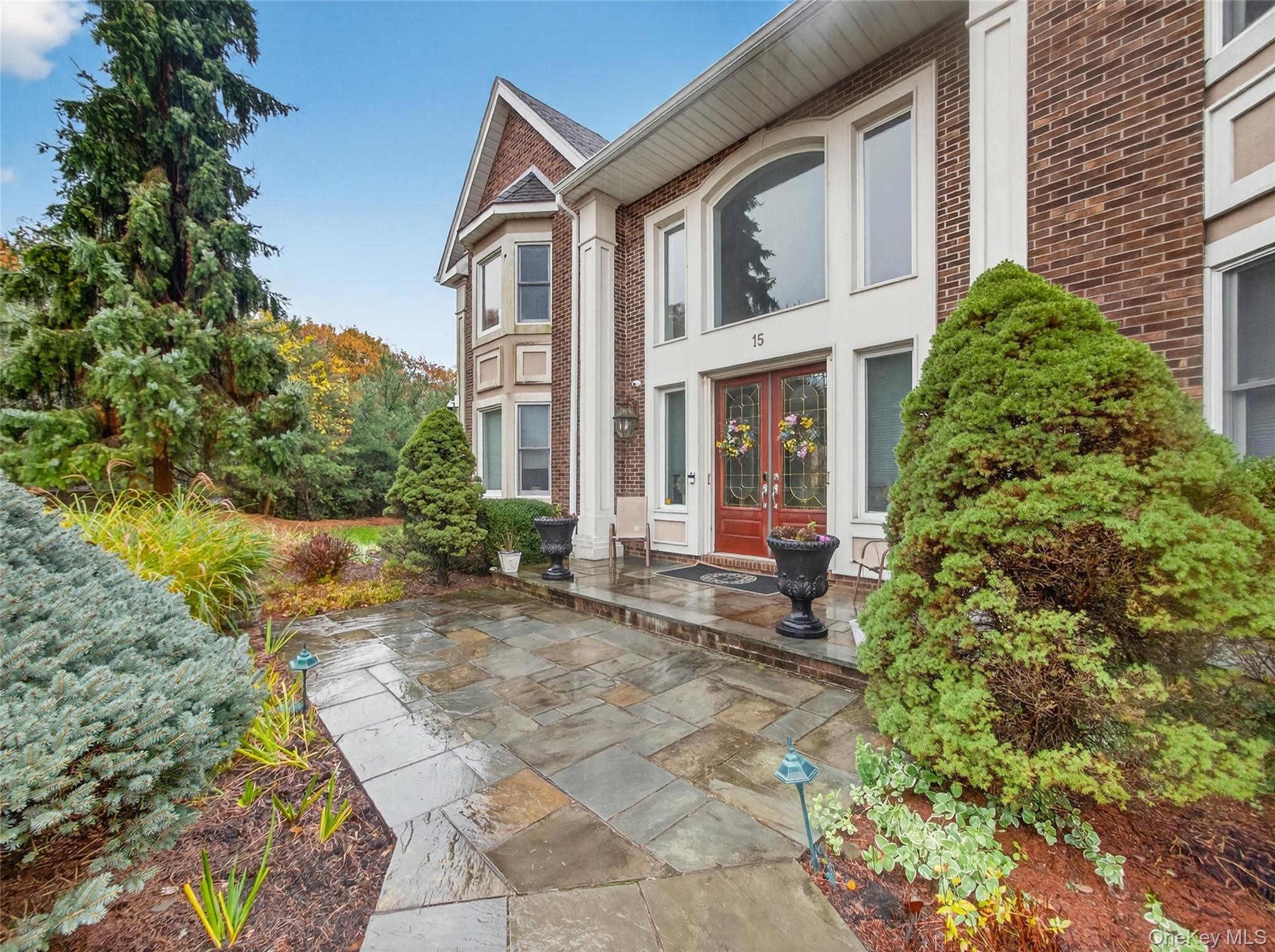 15 Beaver Pond Court Property Photo 6