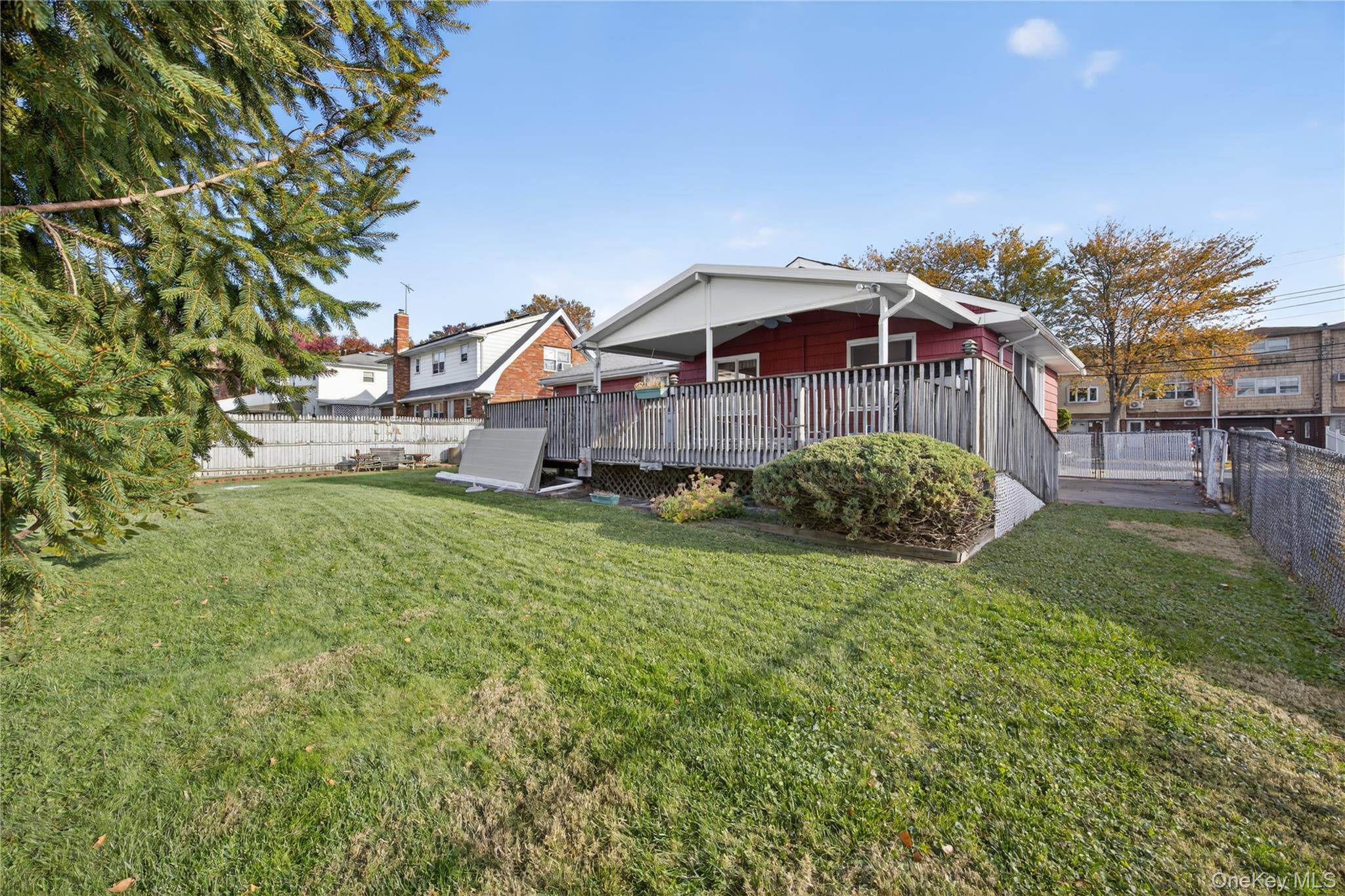 200 Mallory Avenue Property Photo 21