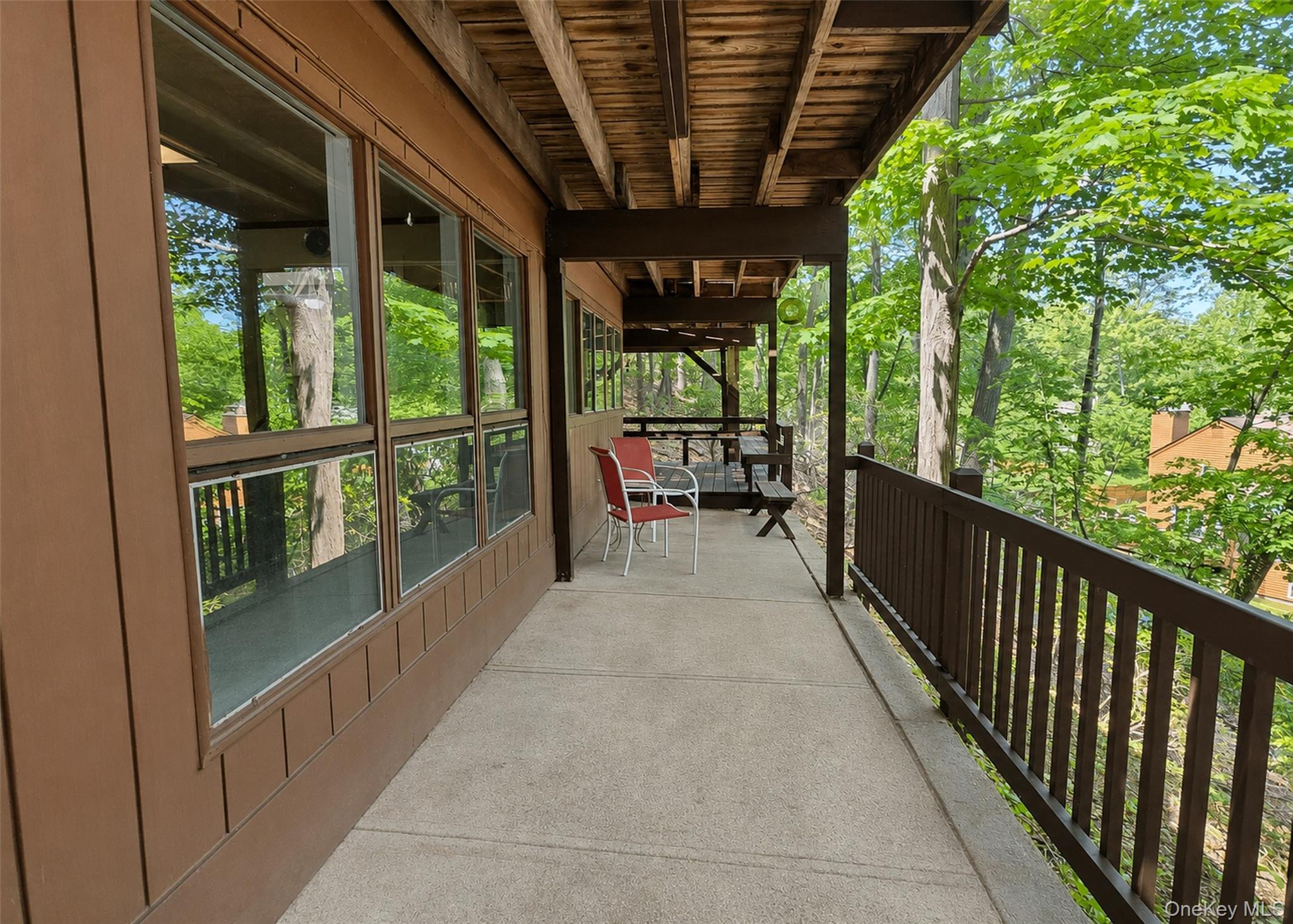 101 Longfellow Lane Property Photo 30
