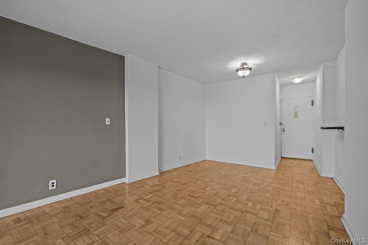 2400 Johnson Avenue 2f Property Photo 7