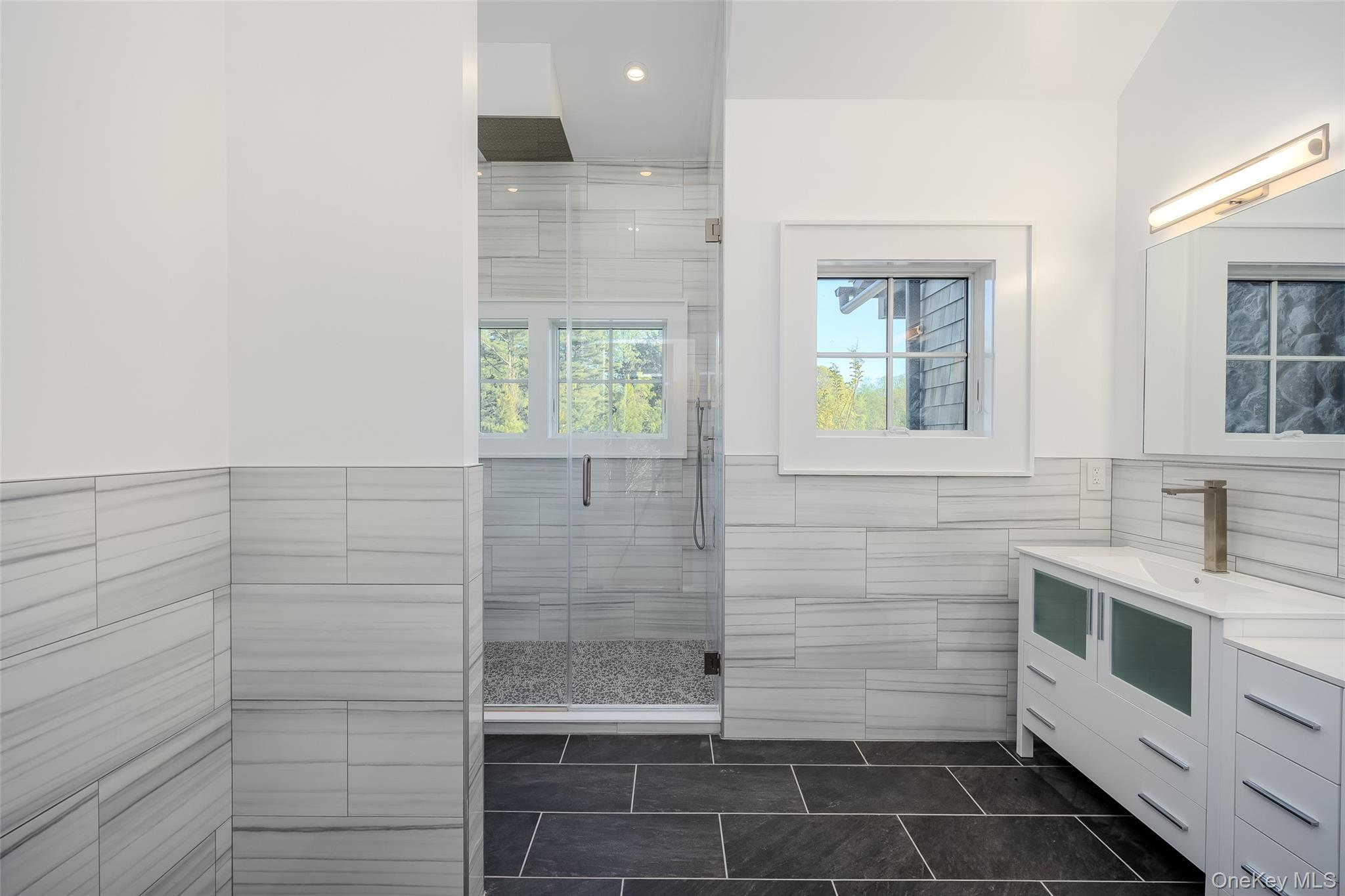 141a N Ferry Road Property Photo 25