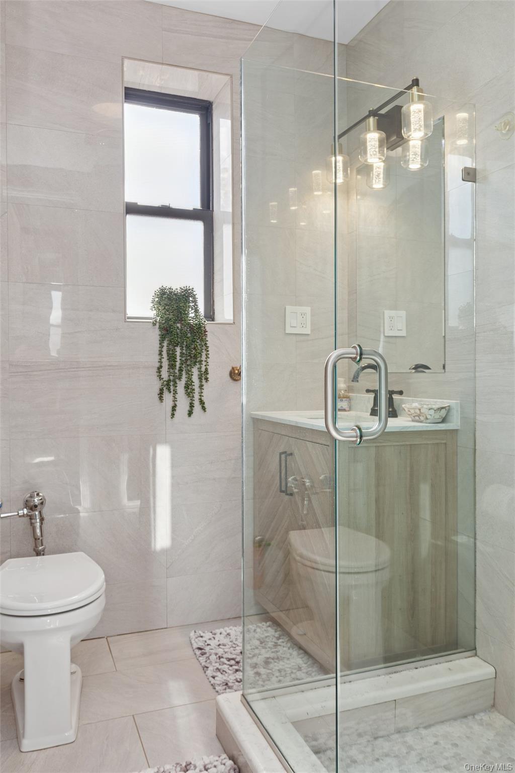 8374 Talbot Street 6f Property Photo 6