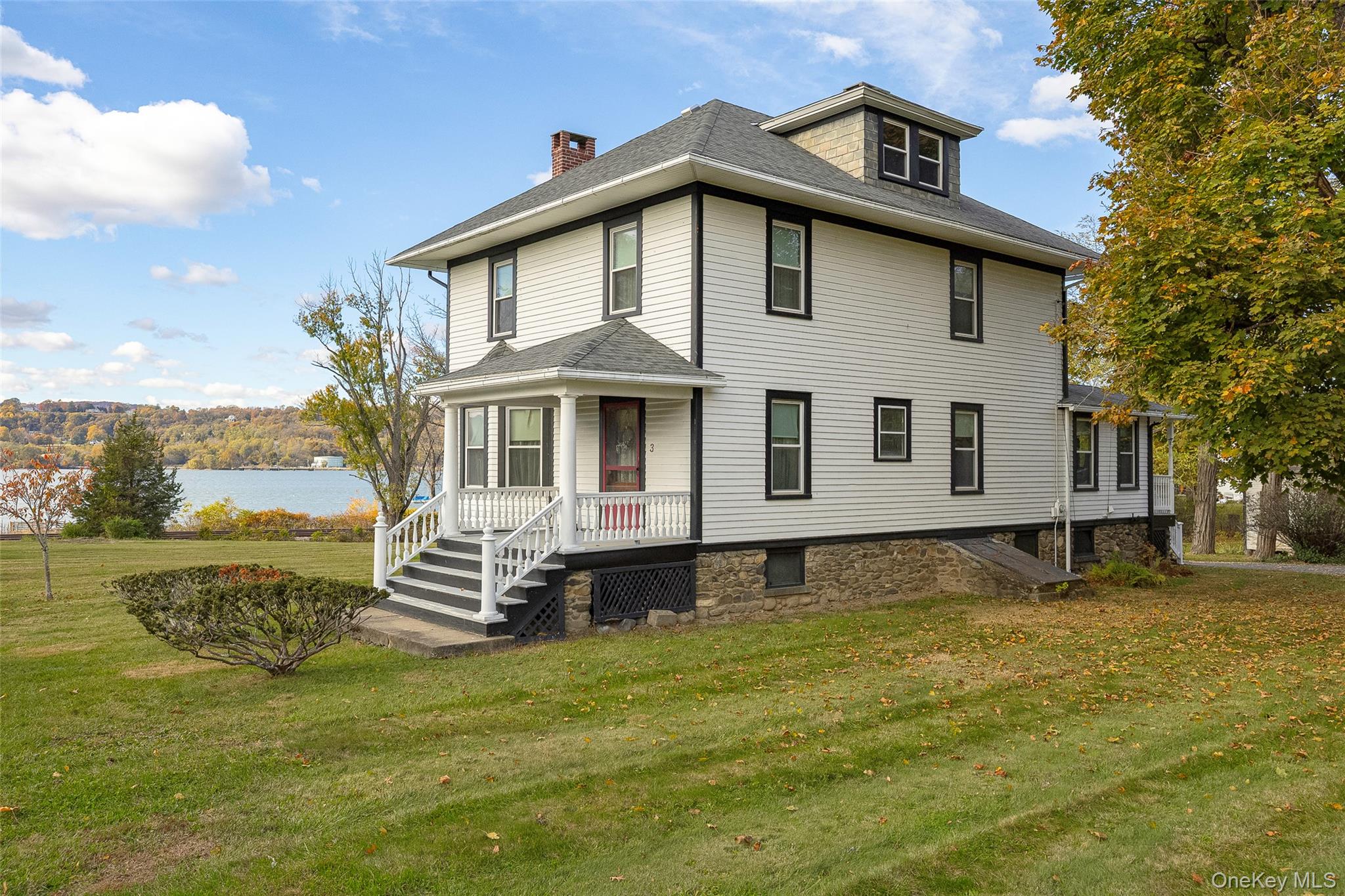 3 Spring Street Property Photo 2
