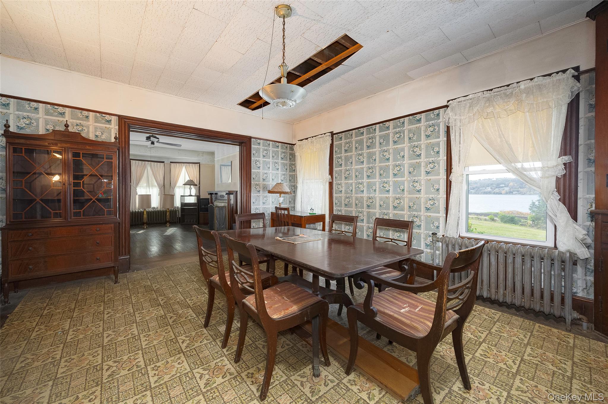 3 Spring Street Property Photo 16
