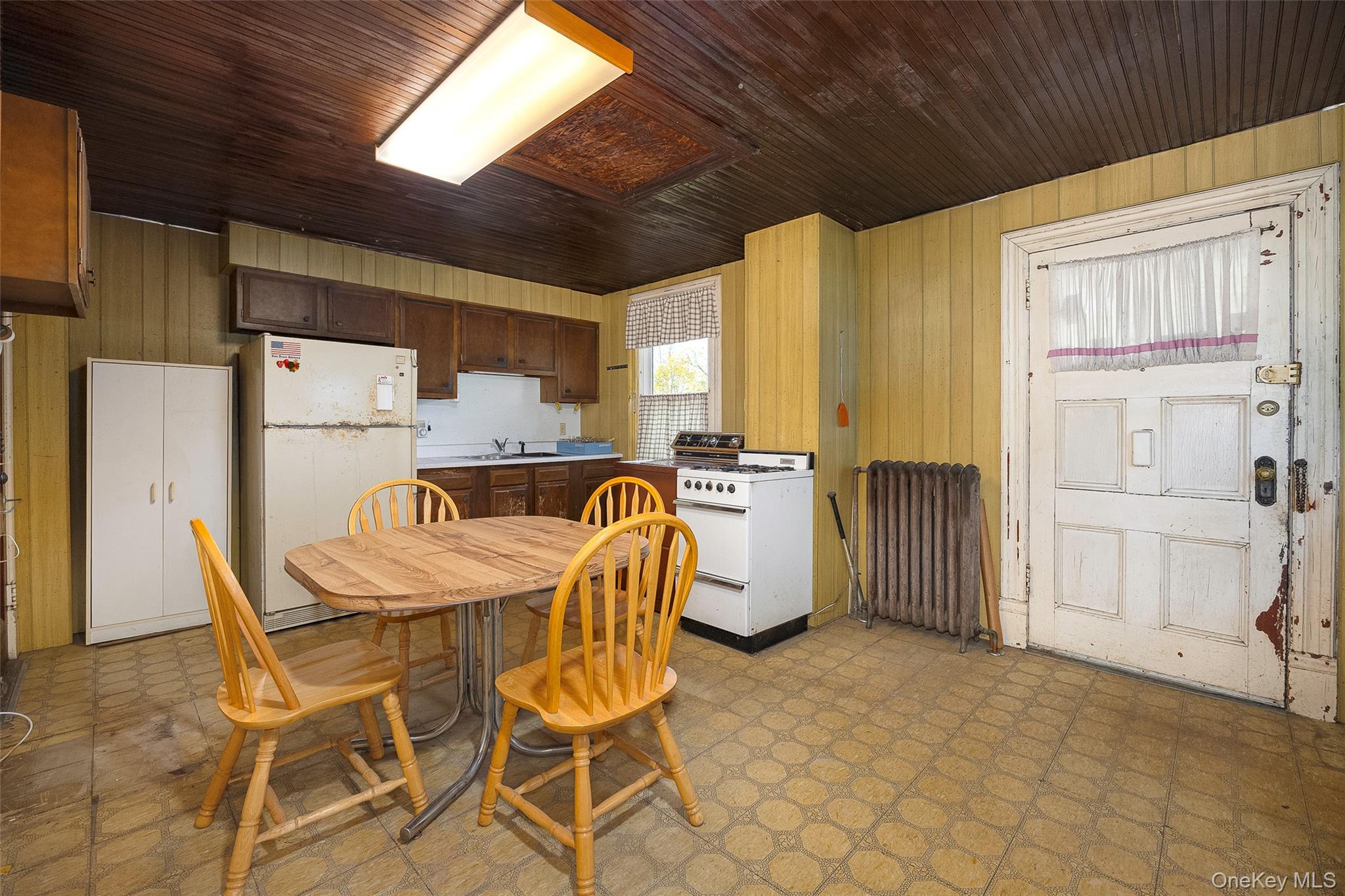 3 Spring Street Property Photo 20