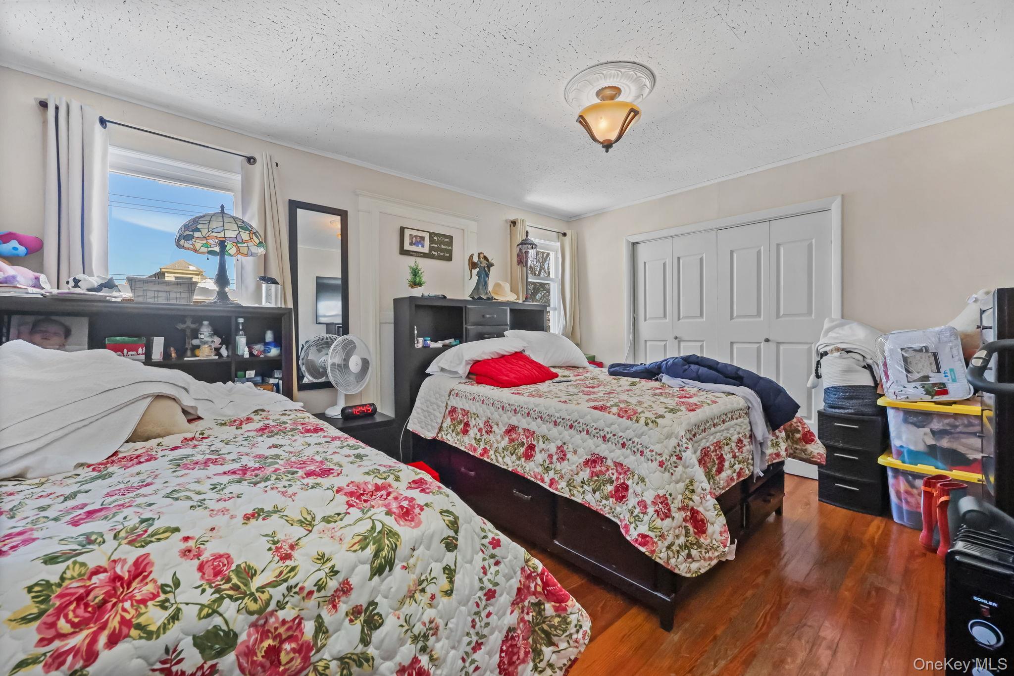 1831 Paulding Avenue Property Photo 11