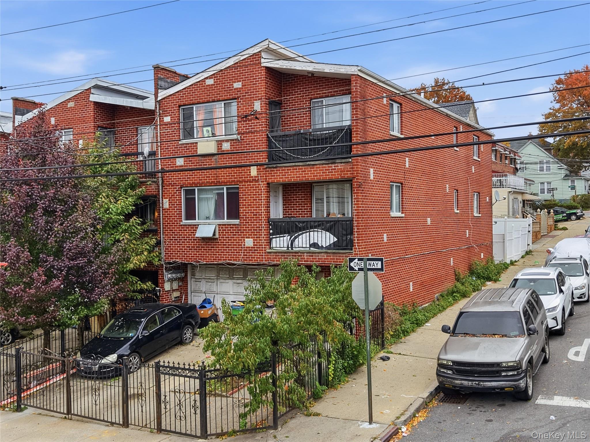 4600 Bronx Boulevard Property Photo 5