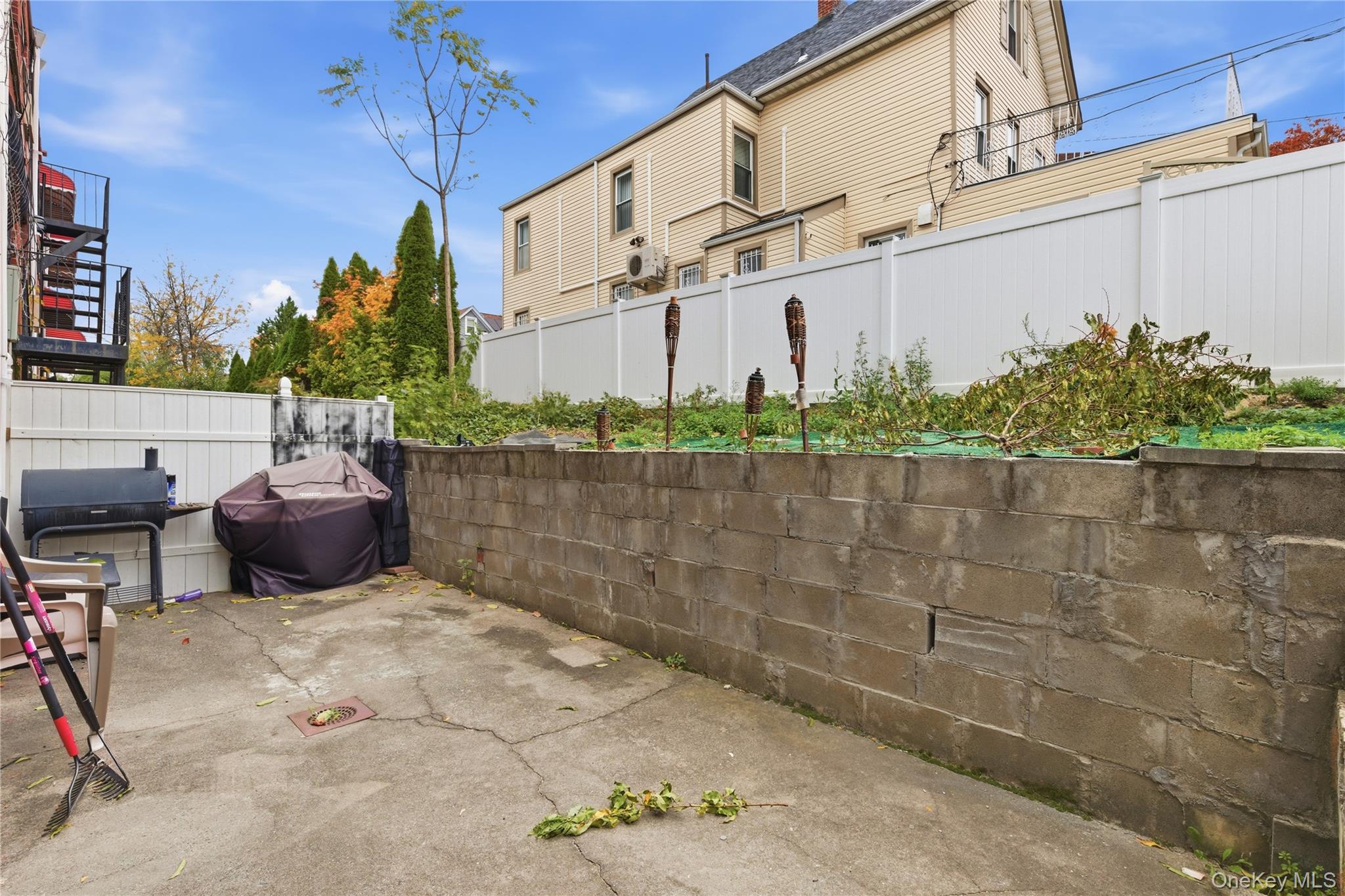 4600 Bronx Boulevard Property Photo 19