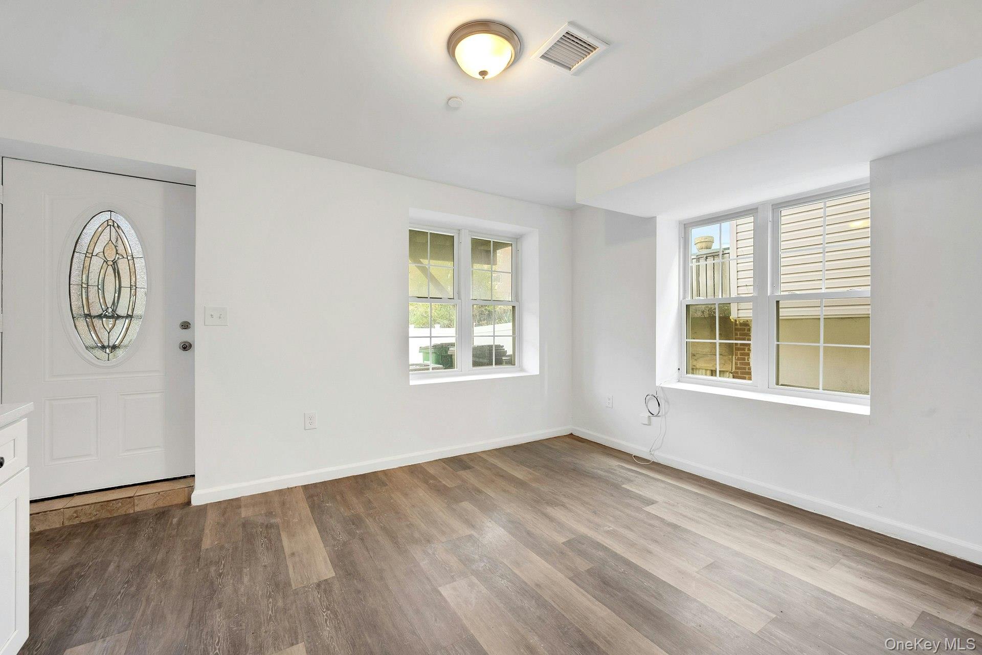 820 Hollywood Avenue Property Photo 33