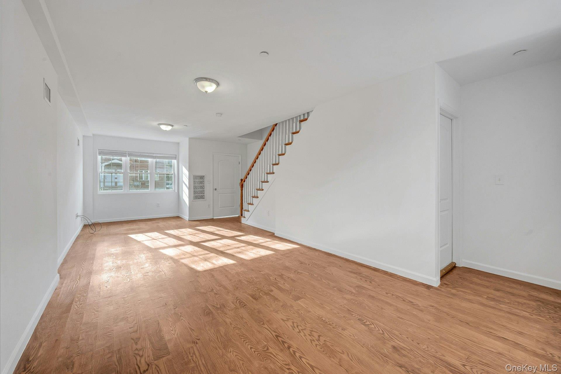 822 Hollywood Avenue Property Photo 7