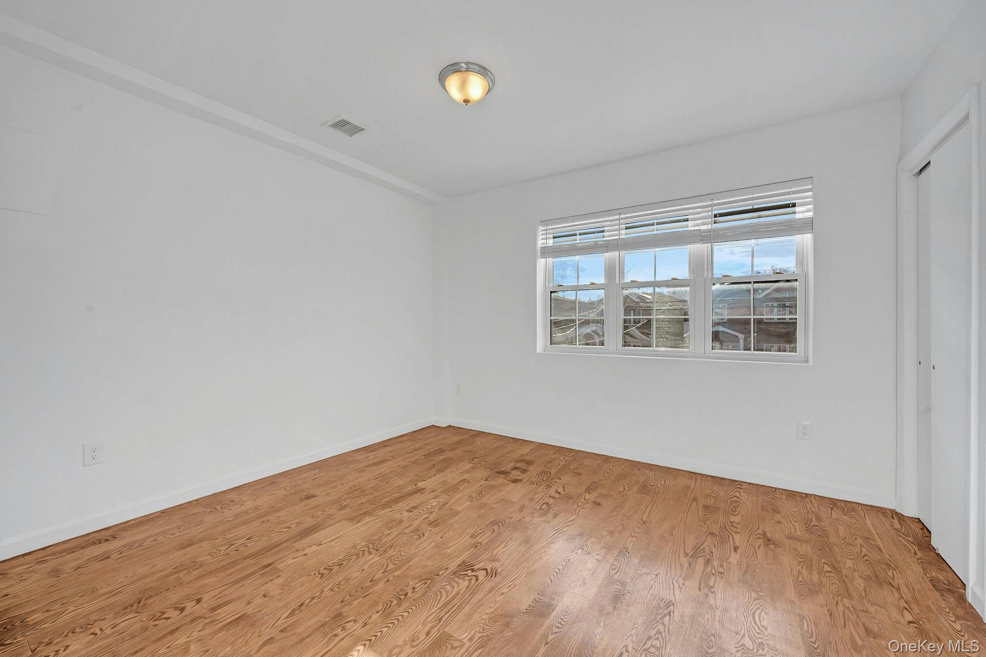 822 Hollywood Avenue Property Photo 17