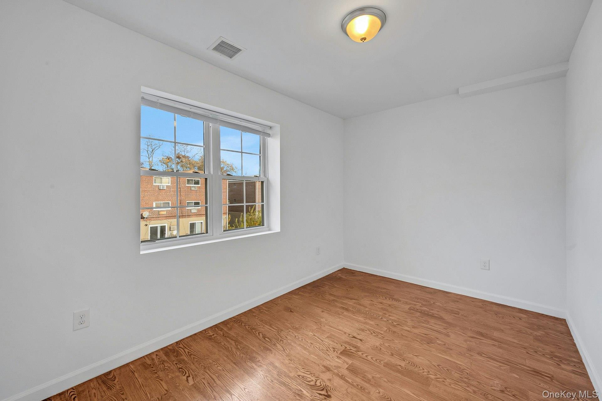 822 Hollywood Avenue Property Photo 23