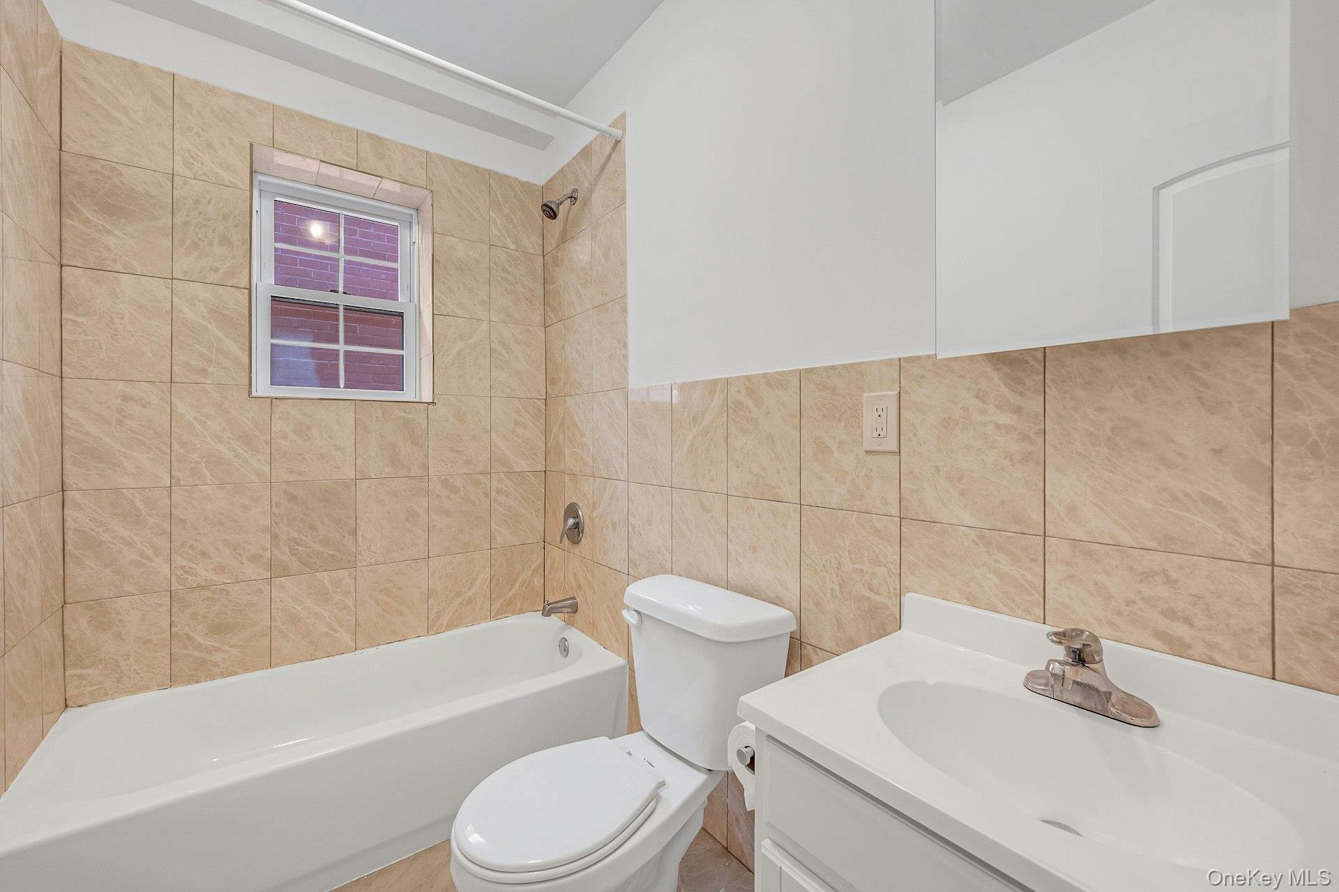 822 Hollywood Avenue Property Photo 26