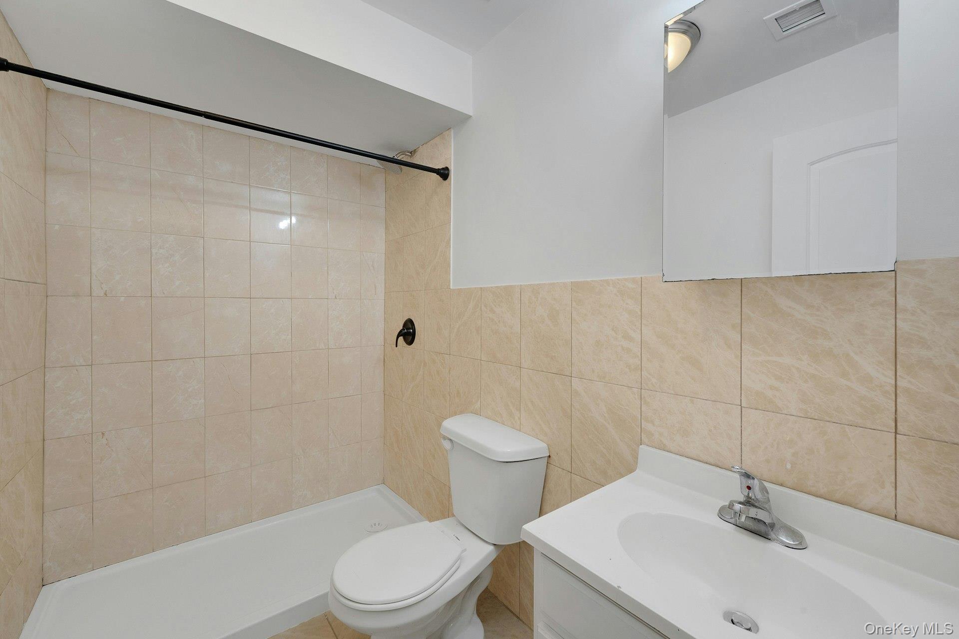 822 Hollywood Avenue Property Photo 41