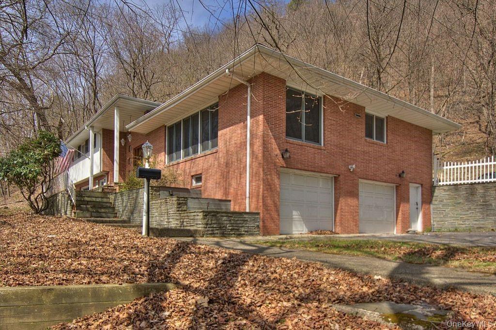 51 West Main Street Property Photo 1