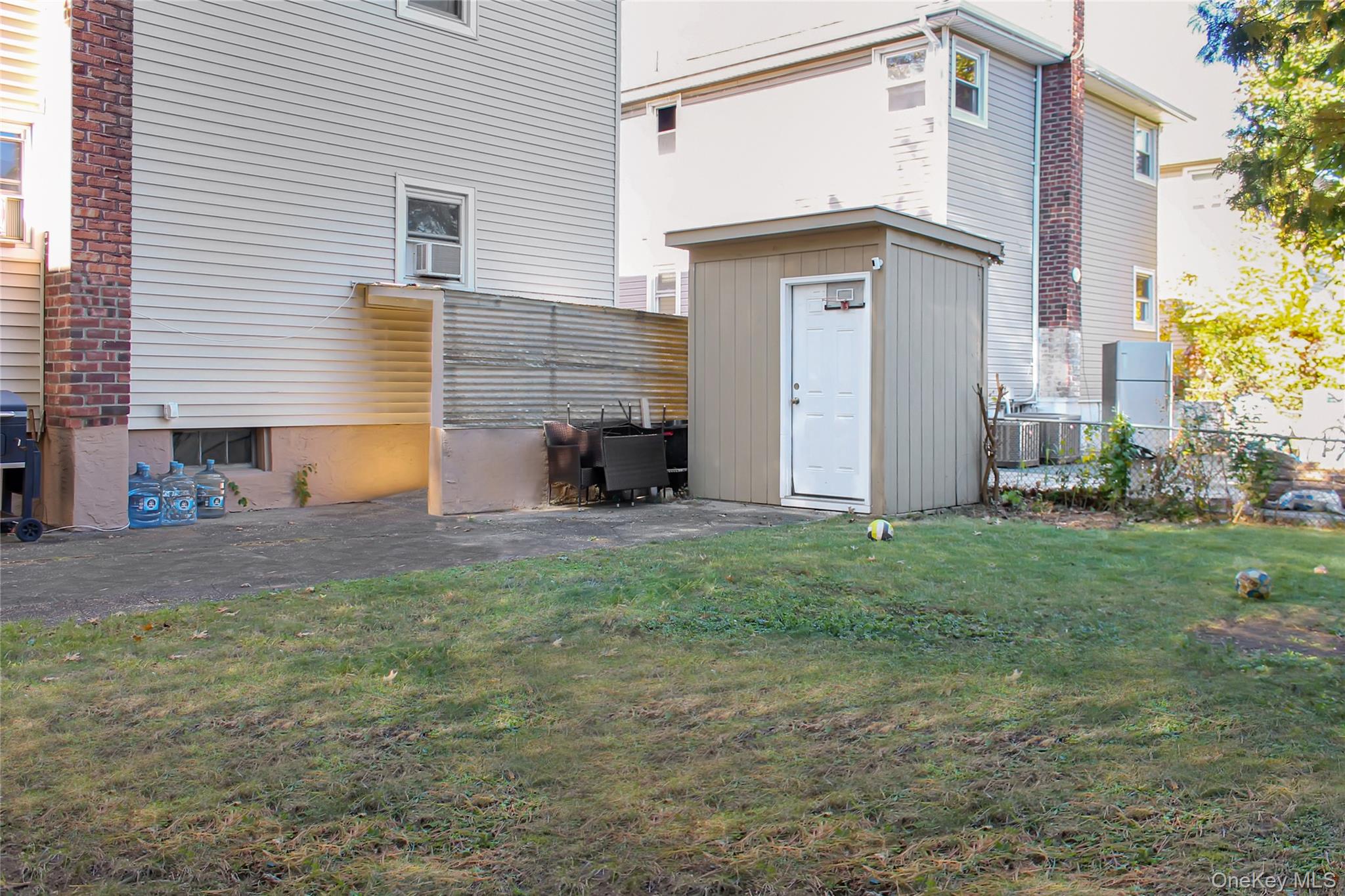 234 Nassau Boulevard Property Photo 18