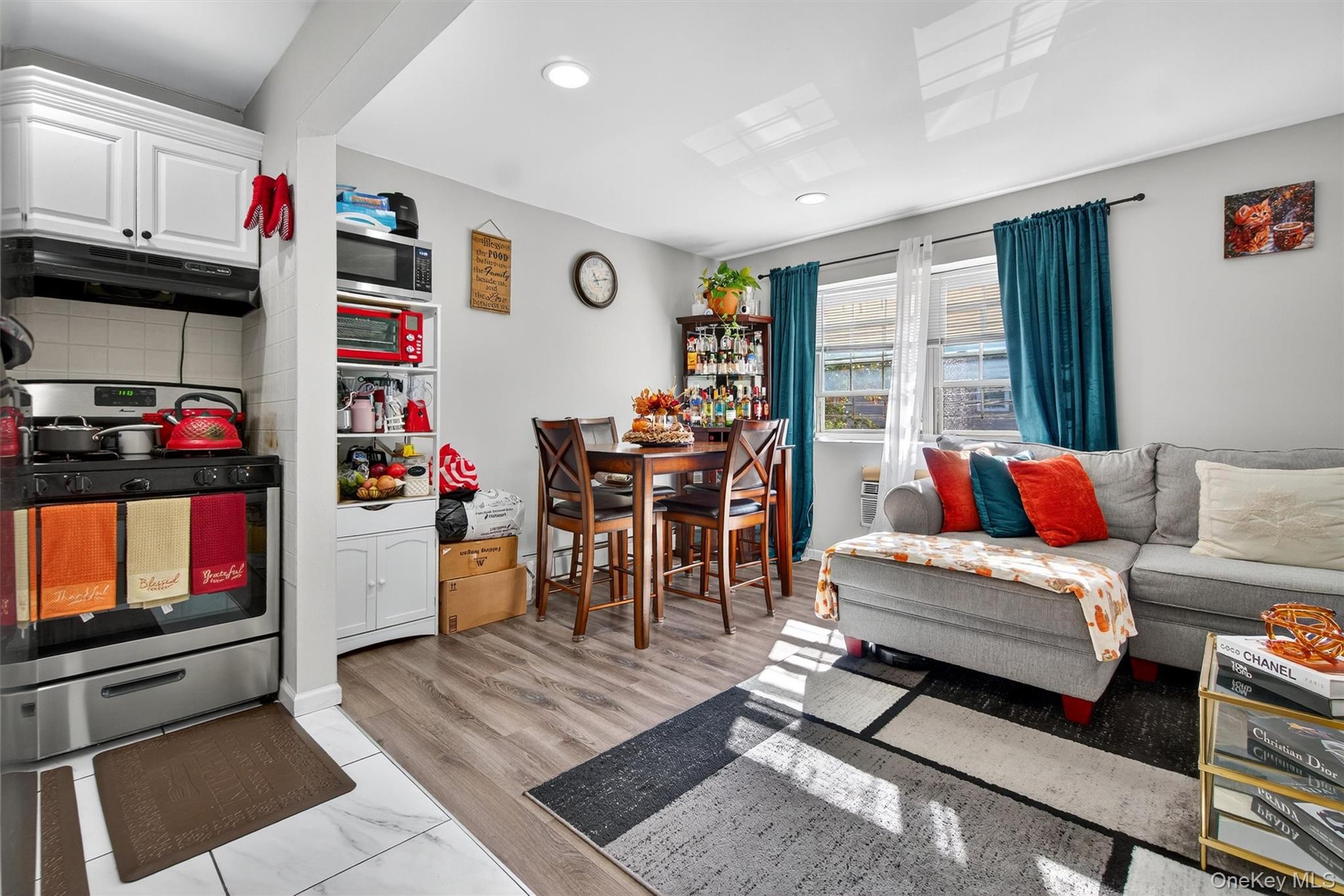 1735 Mansion Street Property Photo 7