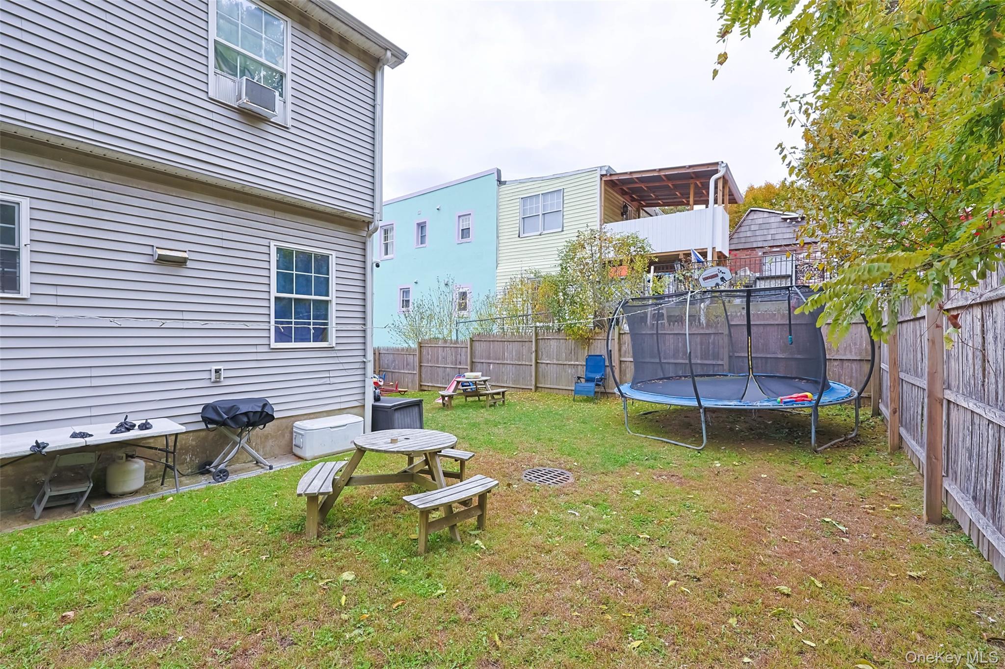 147 Orchard Street Property Photo 23