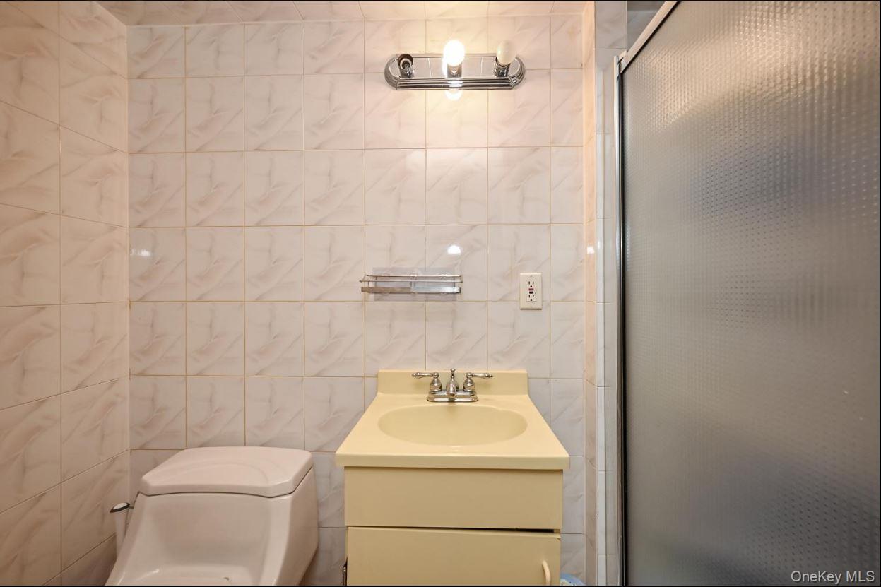144-36 73rd Avenue Property Photo 17