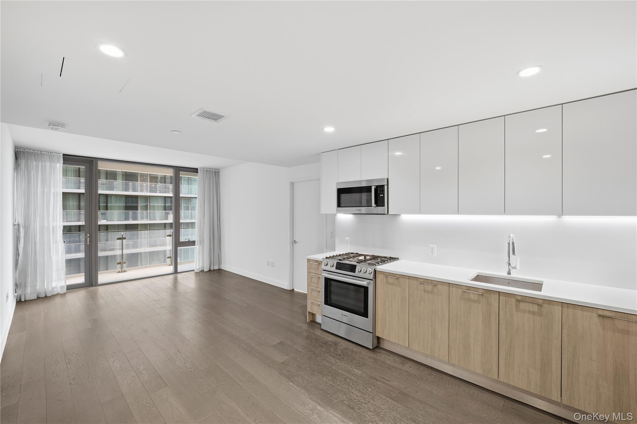 13103 40 Road 11q Property Photo 5