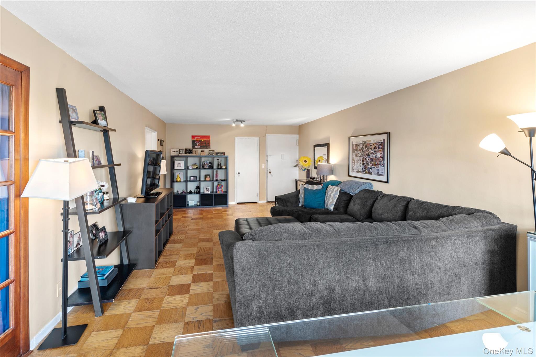 70-31 108th Street 7h Property Photo 4