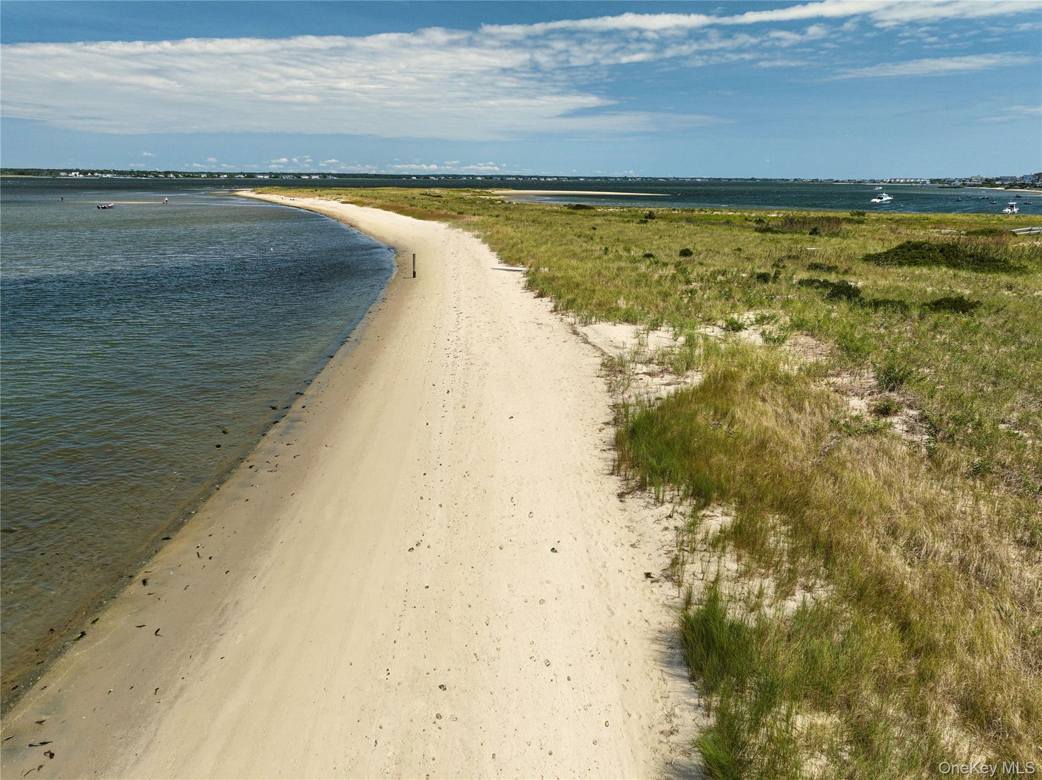 645 Dune Road Property Photo 30
