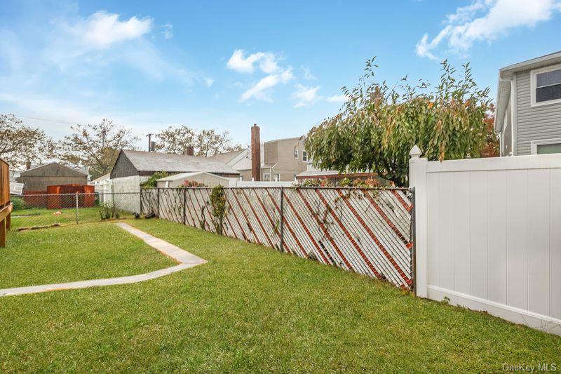 25711 147th Avenue Property Photo 17