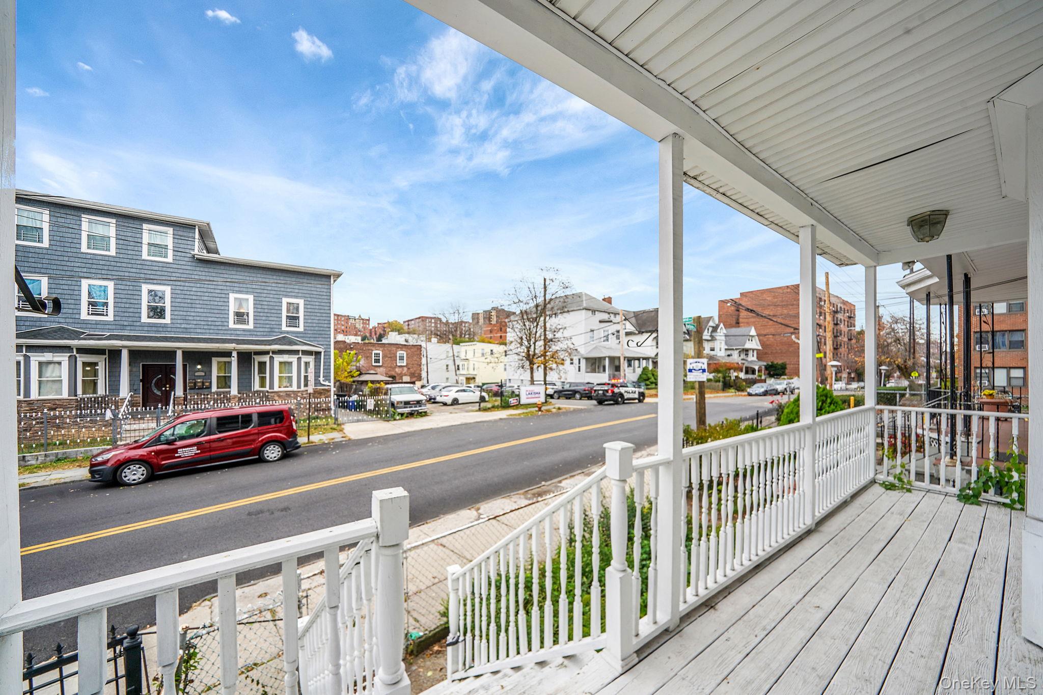 155 Hawthorne Avenue Property Photo 4