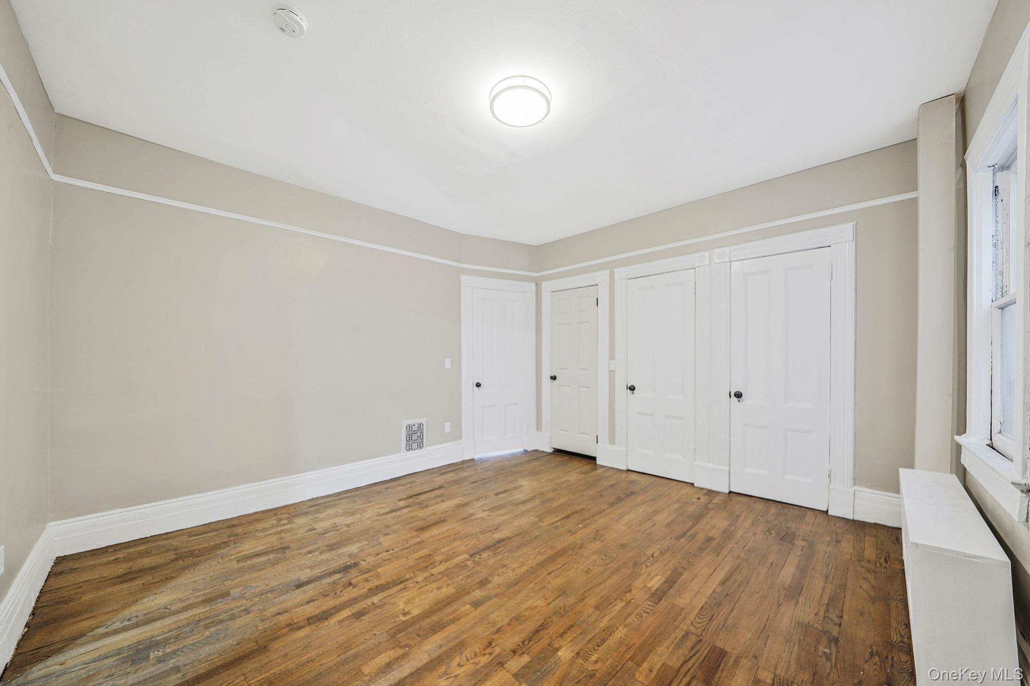 155 Hawthorne Avenue Property Photo 23