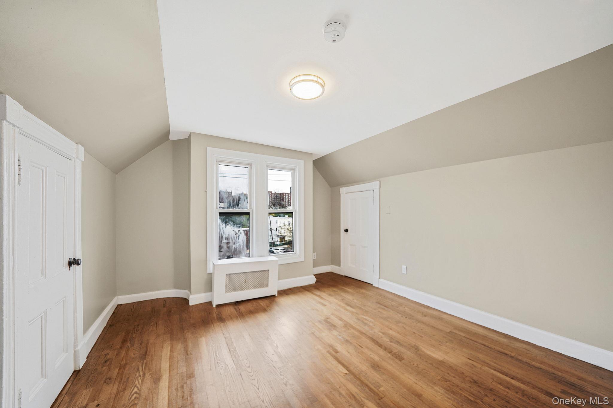 155 Hawthorne Avenue Property Photo 27
