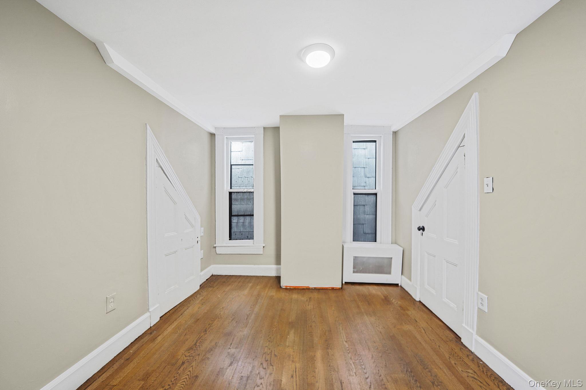 155 Hawthorne Avenue Property Photo 29