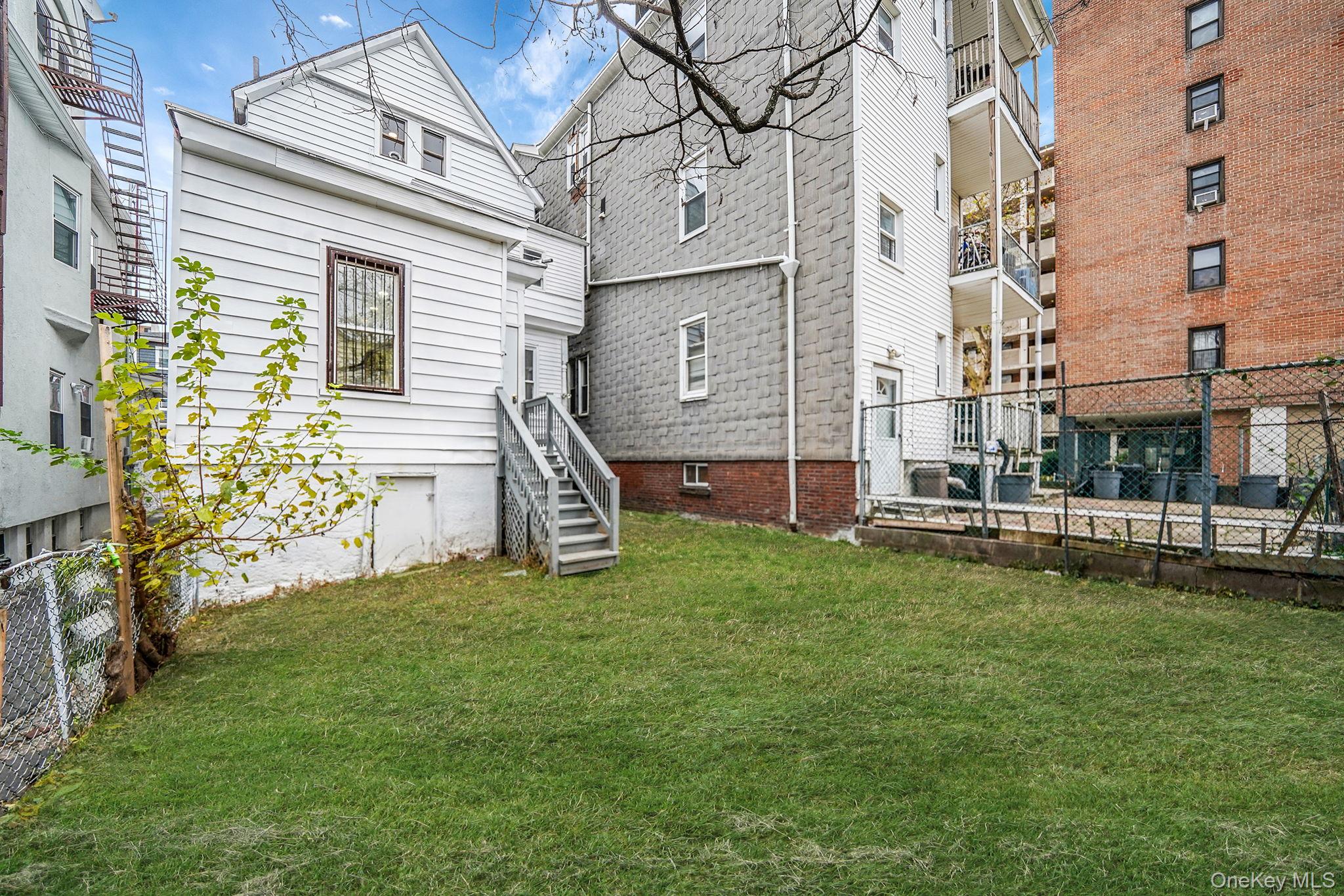 155 Hawthorne Avenue Property Photo 33