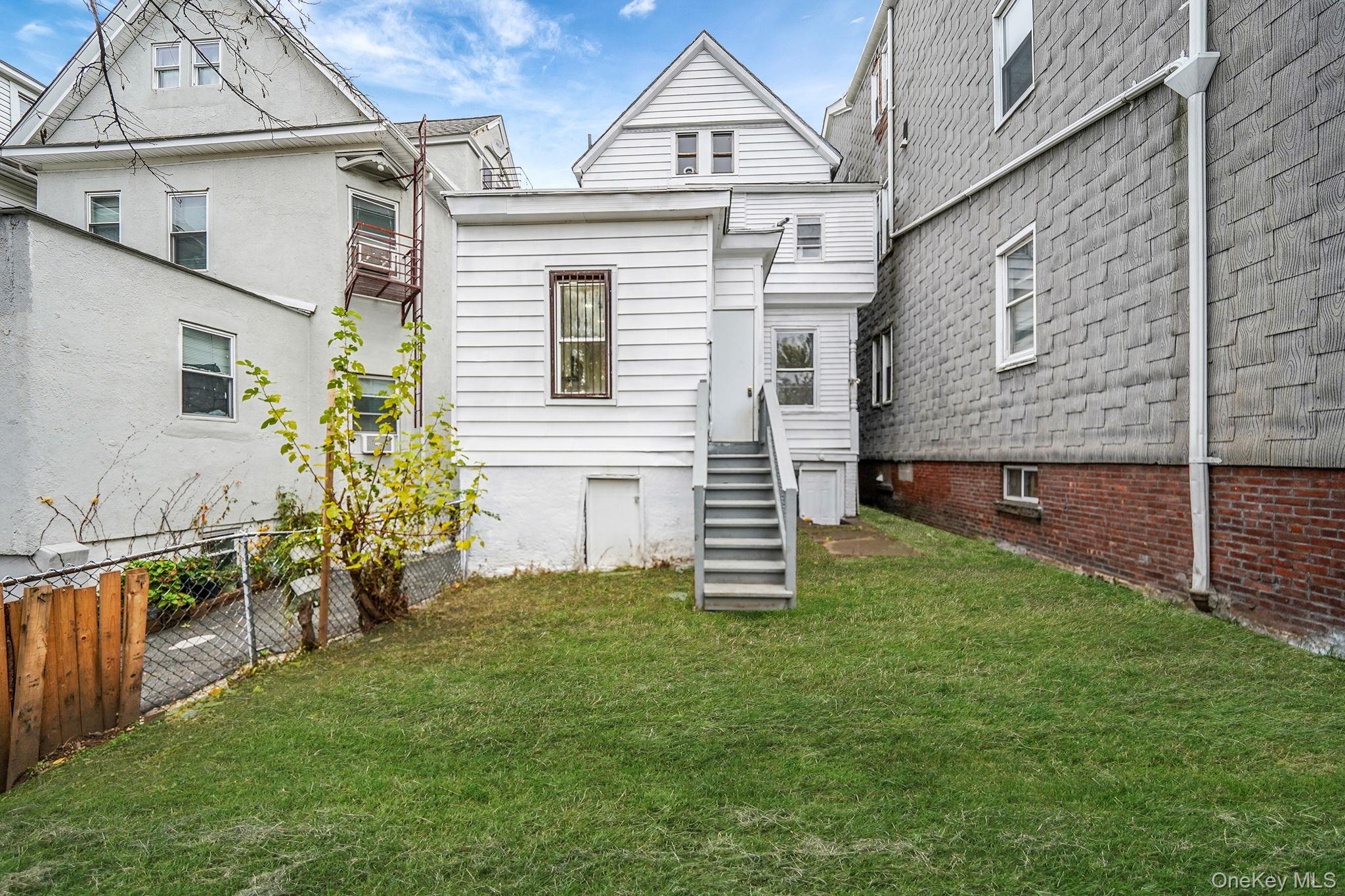155 Hawthorne Avenue Property Photo 34