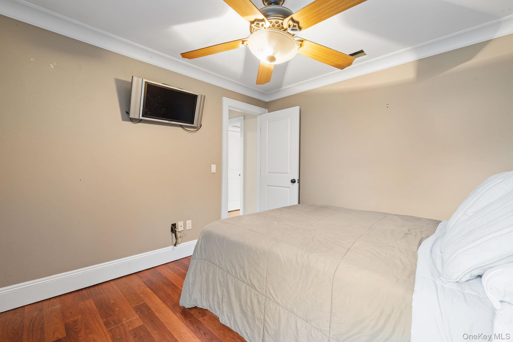 210 Ferdon Avenue Property Photo 10
