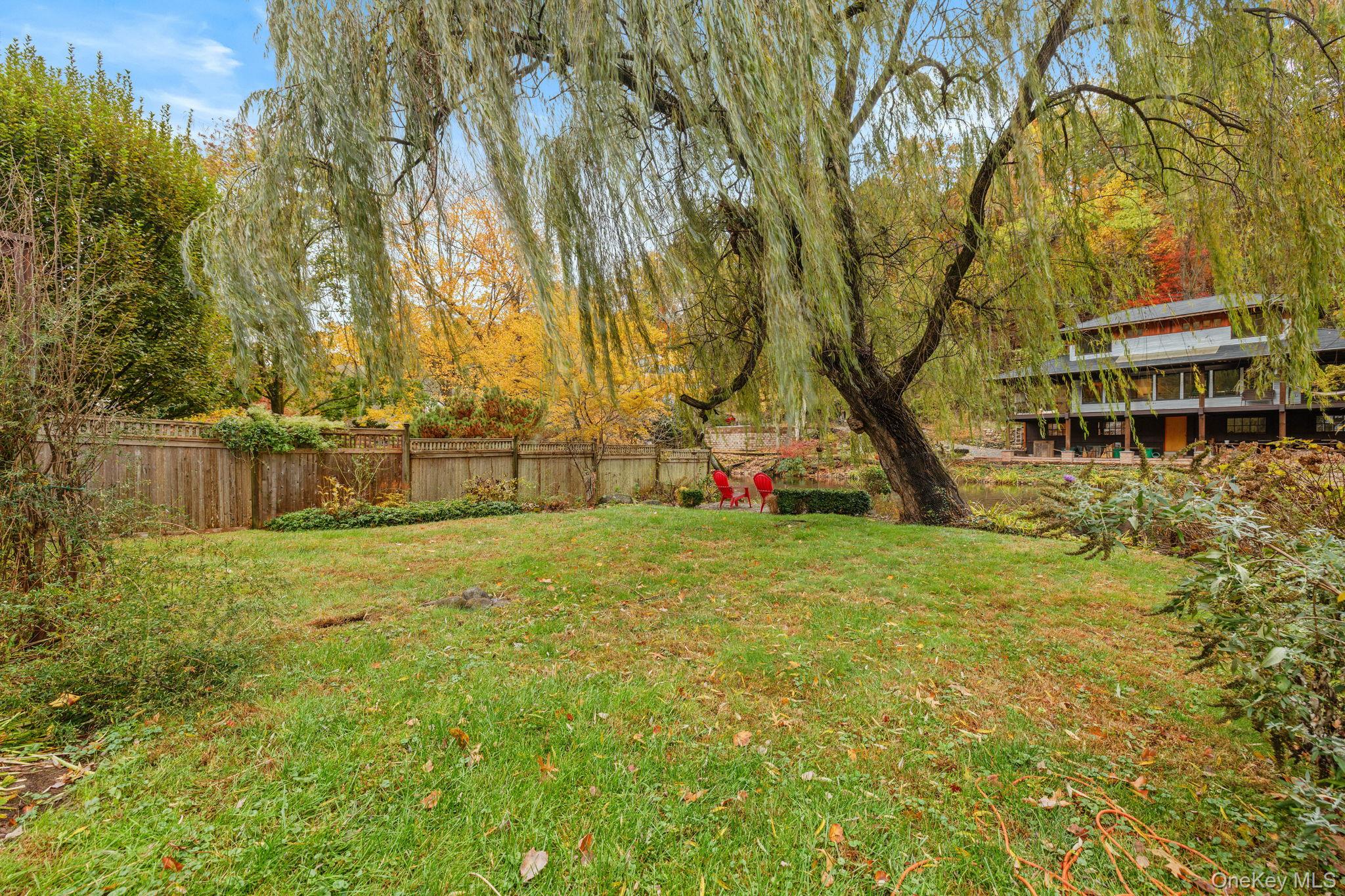 210 Ferdon Avenue Property Photo 27