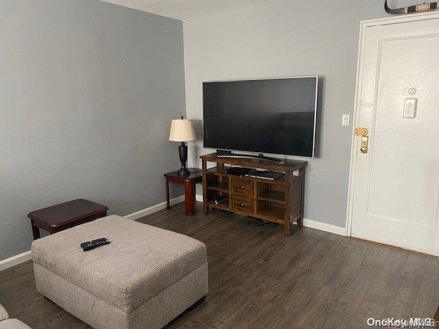 80 Gibson Blvd. 1c Property Photo 7